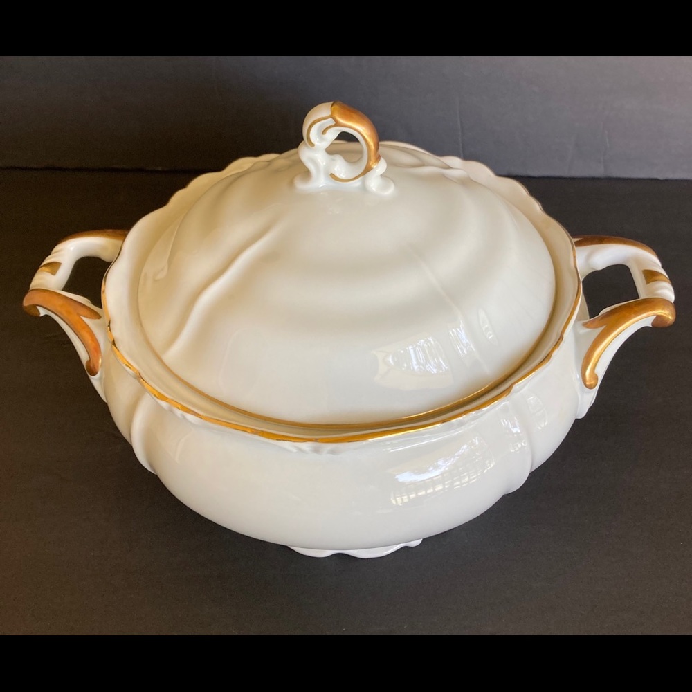Edelstein Maria Theresia Covered Vegetable Tureen